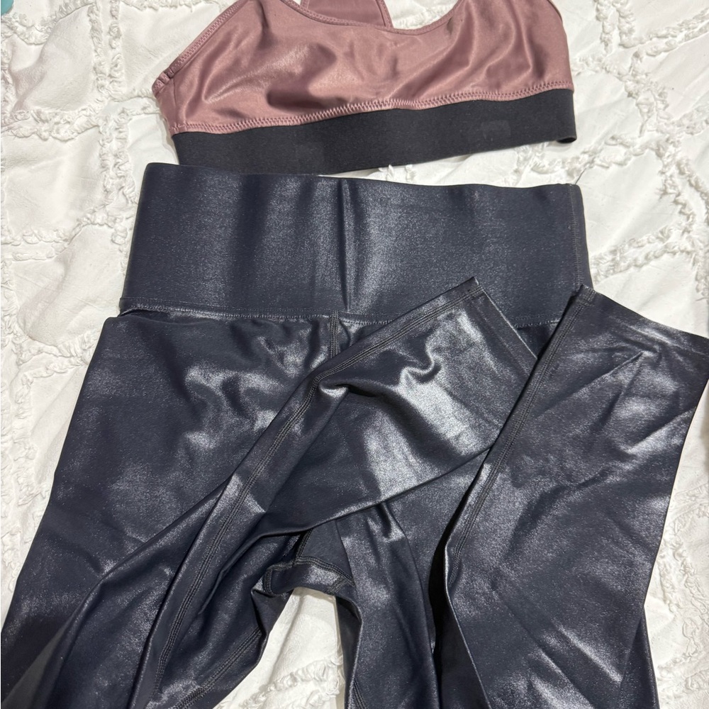 Carbon 38 High Waist and Koral Shine Bra
